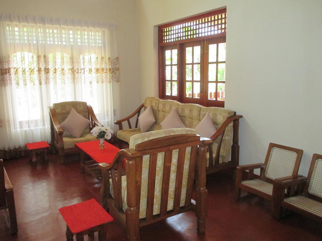 Alfred Colonial Bungalow & Spice Garden Kobbekaduwa Room photo