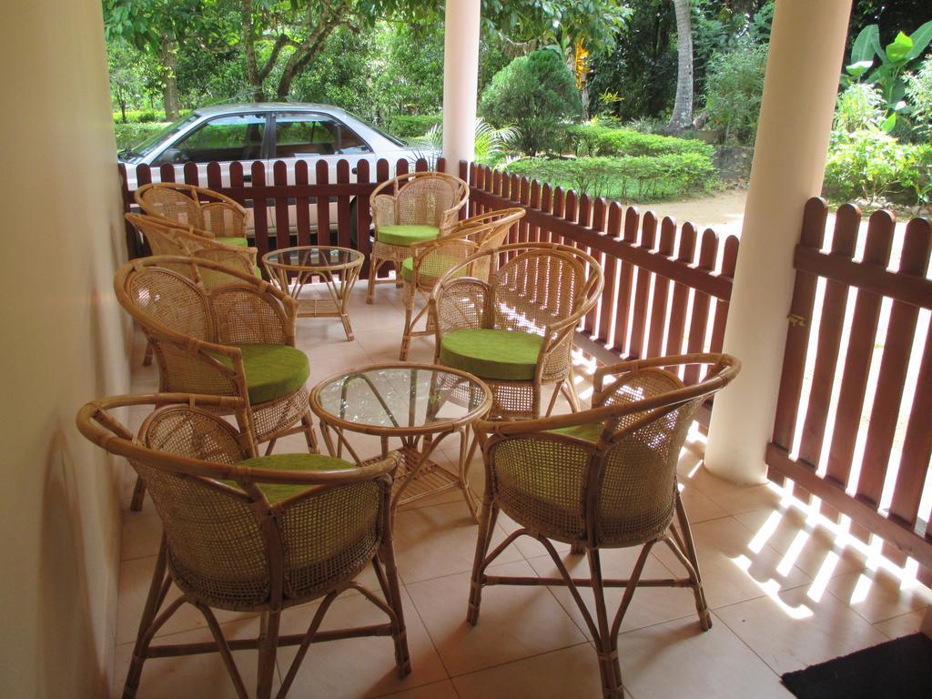 Alfred Colonial Bungalow & Spice Garden Kobbekaduwa Room photo